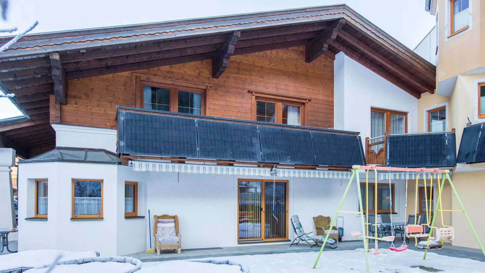 Ingrid III-Exterior in winter