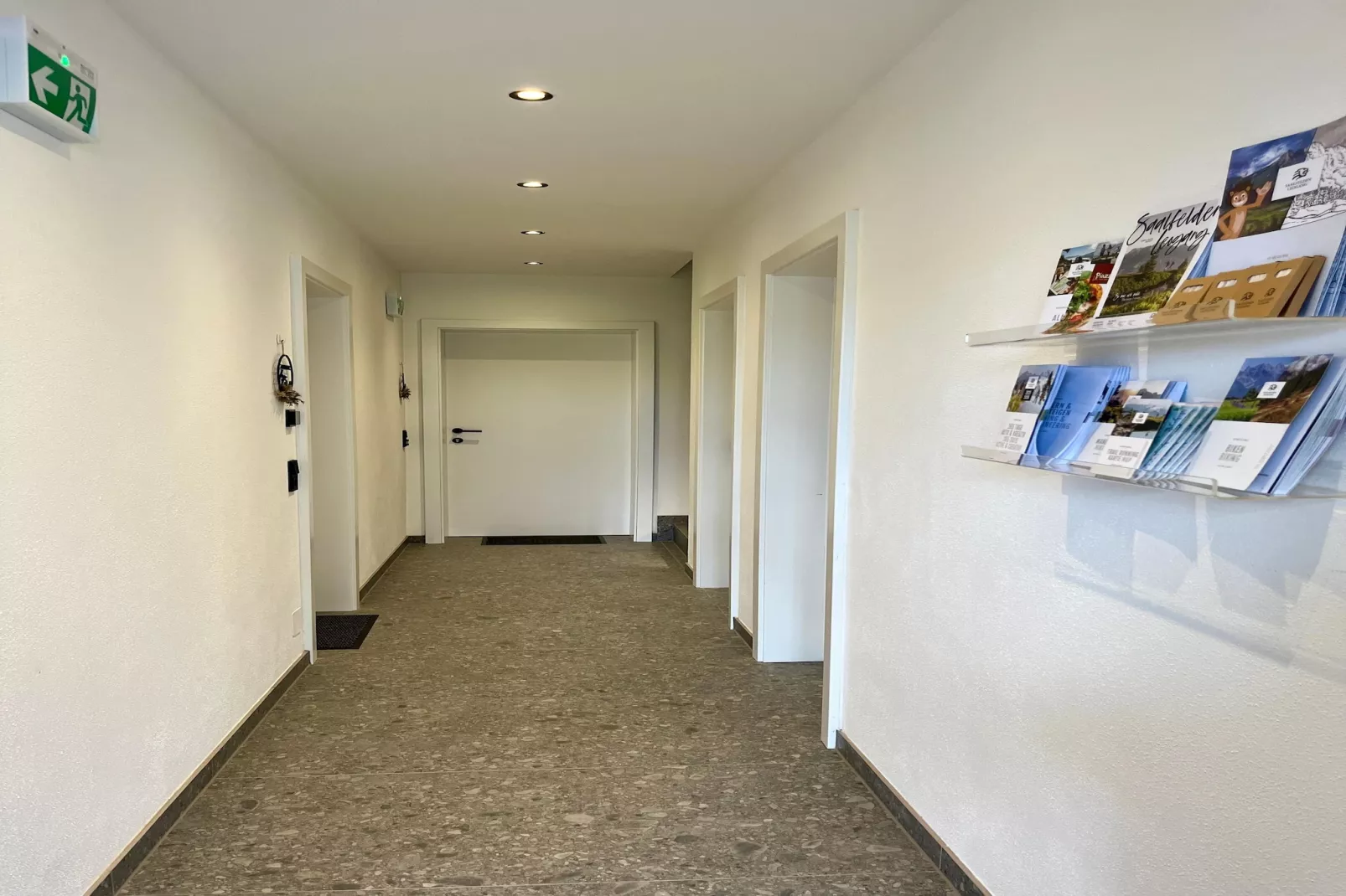 Apartment "Gams-Bartl"-Empfangshalle