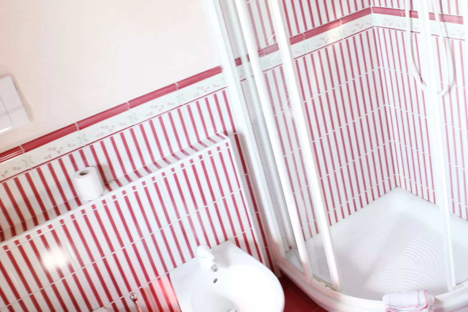 Garda Resort Village - IT-37019-001 - B4 1P Std-Bathroom