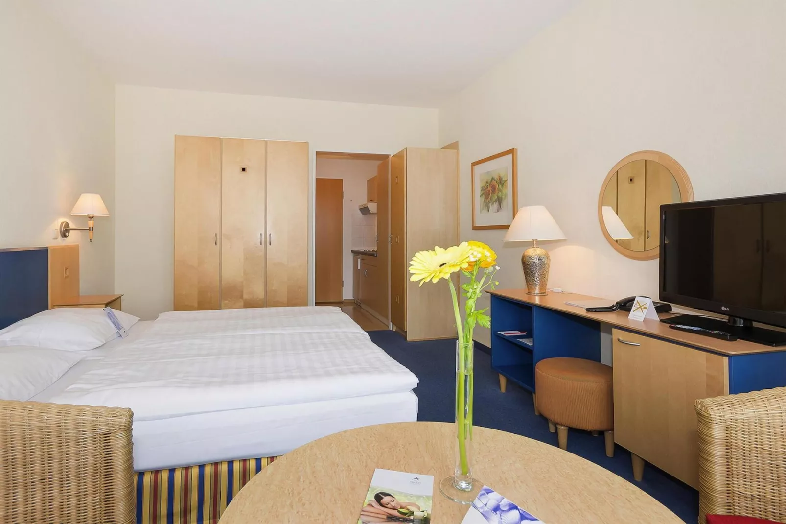 IFA Binz-1 Raum App 25 qm-Bedroom