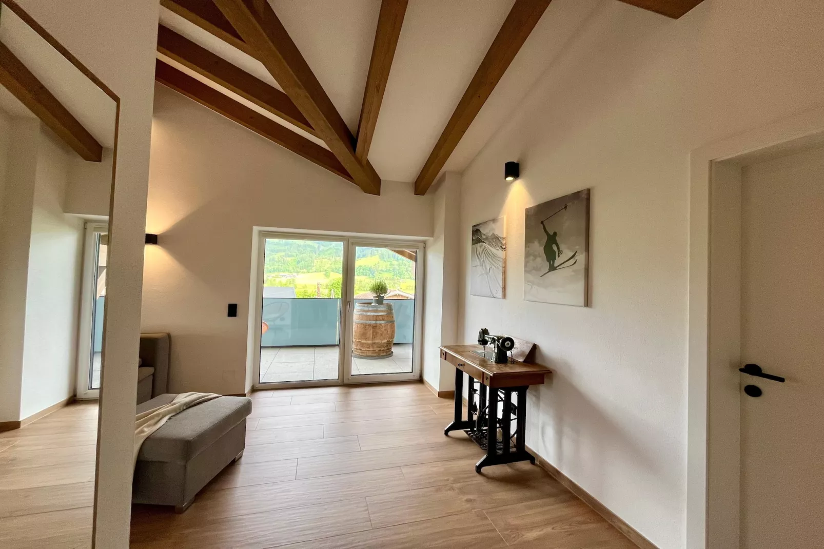 Penthouse "Voll-Bartl"-Wohnzimmer