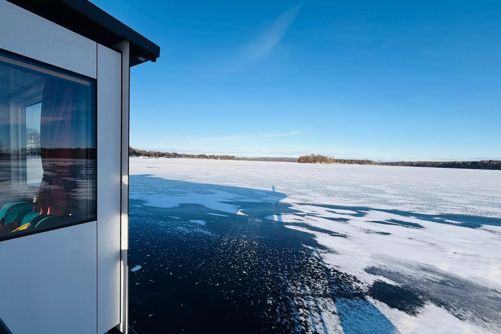 Hausboot Tegel-Außenbereich Winter