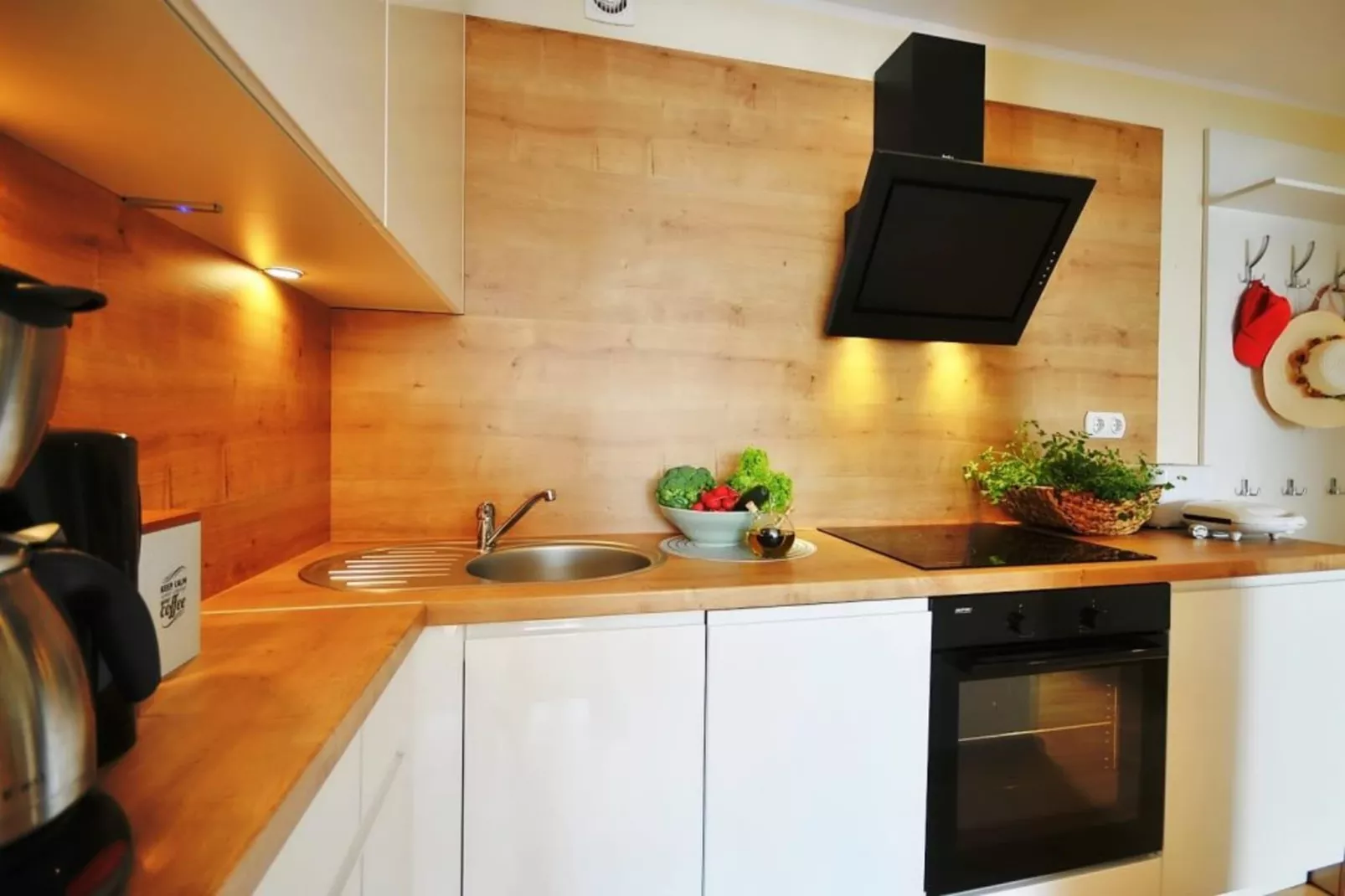 Apartament nr 6 65 qmUstronie Morskie-Kitchen