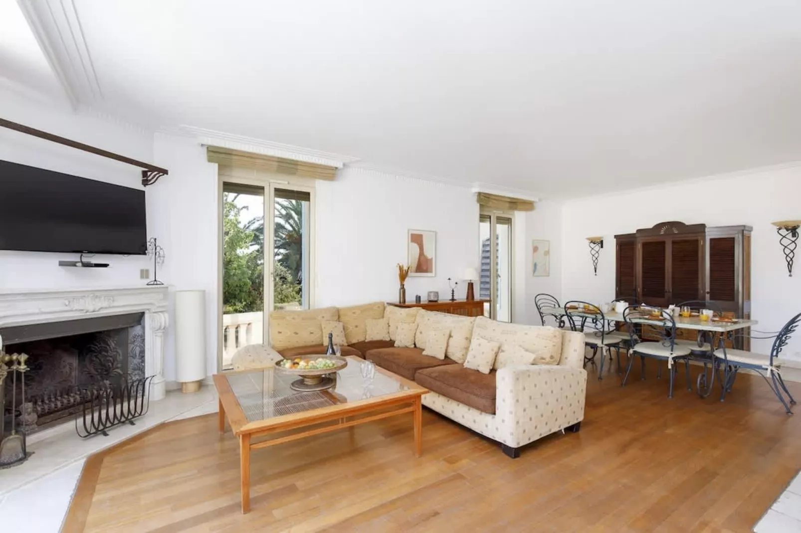 Magnifique villa avec vue sur mer et belle piscine-Salon