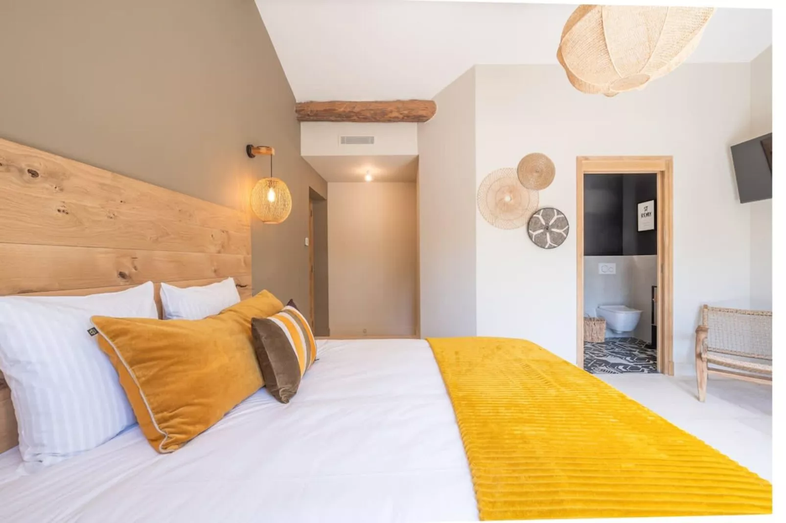 Villa Lou Pantaï  Élégance et Confort au Cœur de Saint-Rémy-de-Provence-Schlafzimmer