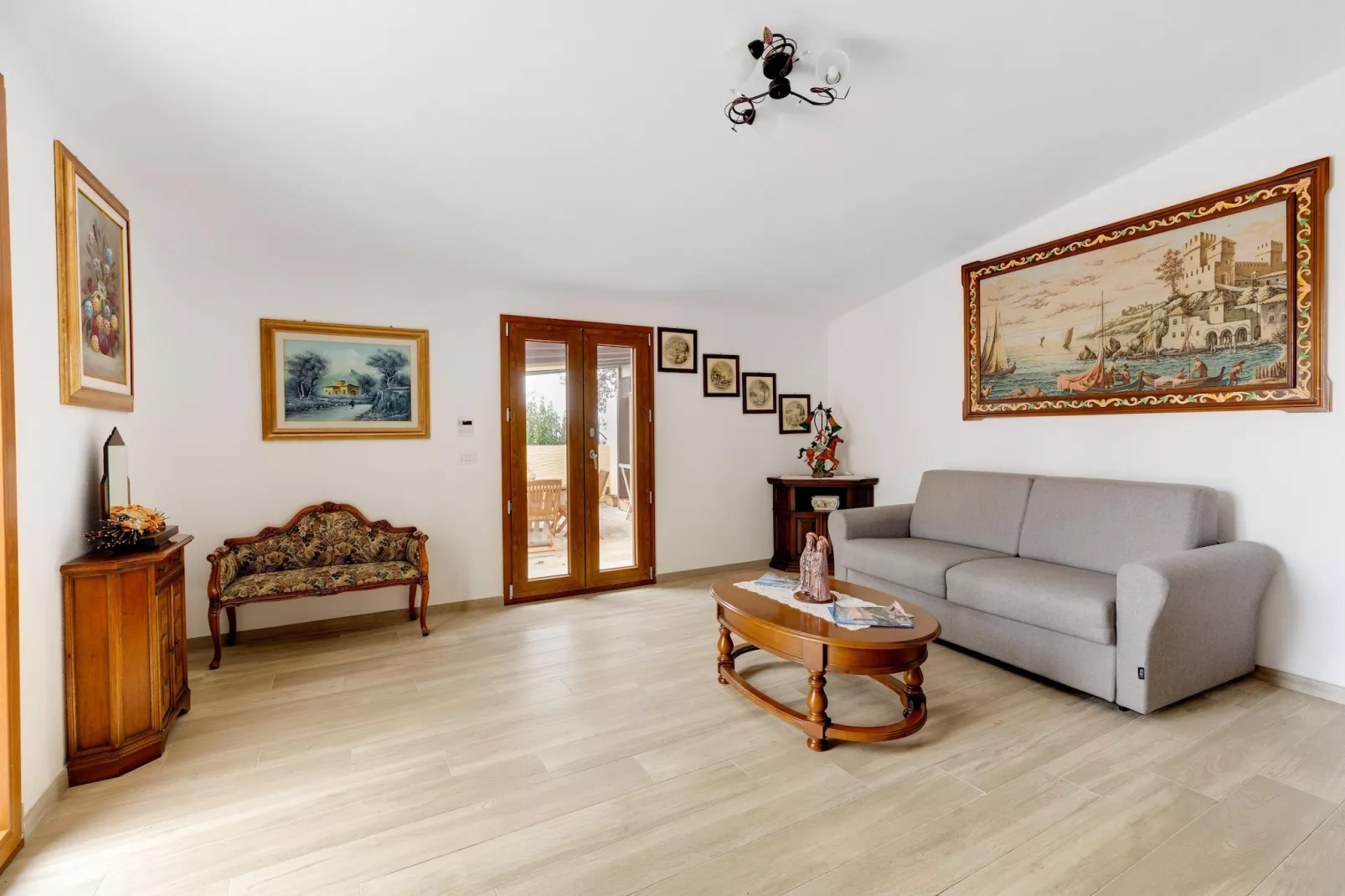 VILLA MARGHERITA - Wohnzimmer