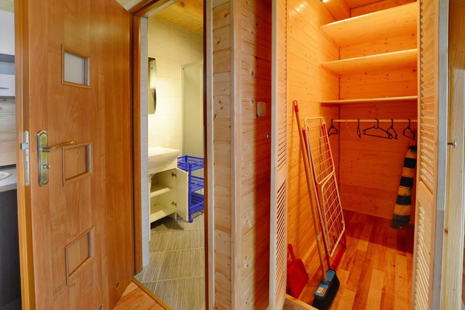 Domki wakacyjne z basenem dla 4 osób Jarosławiec-Landing