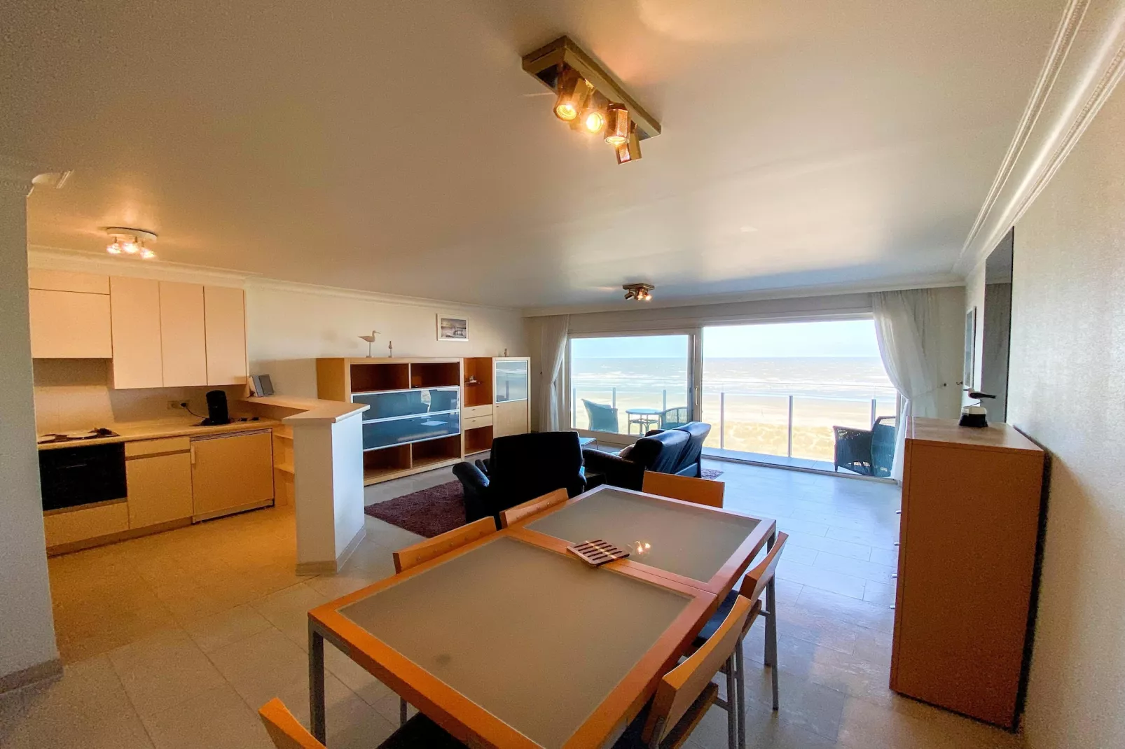 Zeedijk 63-Dining room