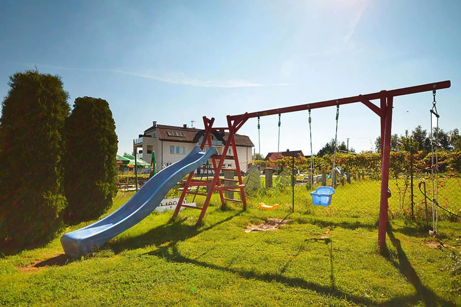 Domki wakacyjne Wicie-Gardens in summer