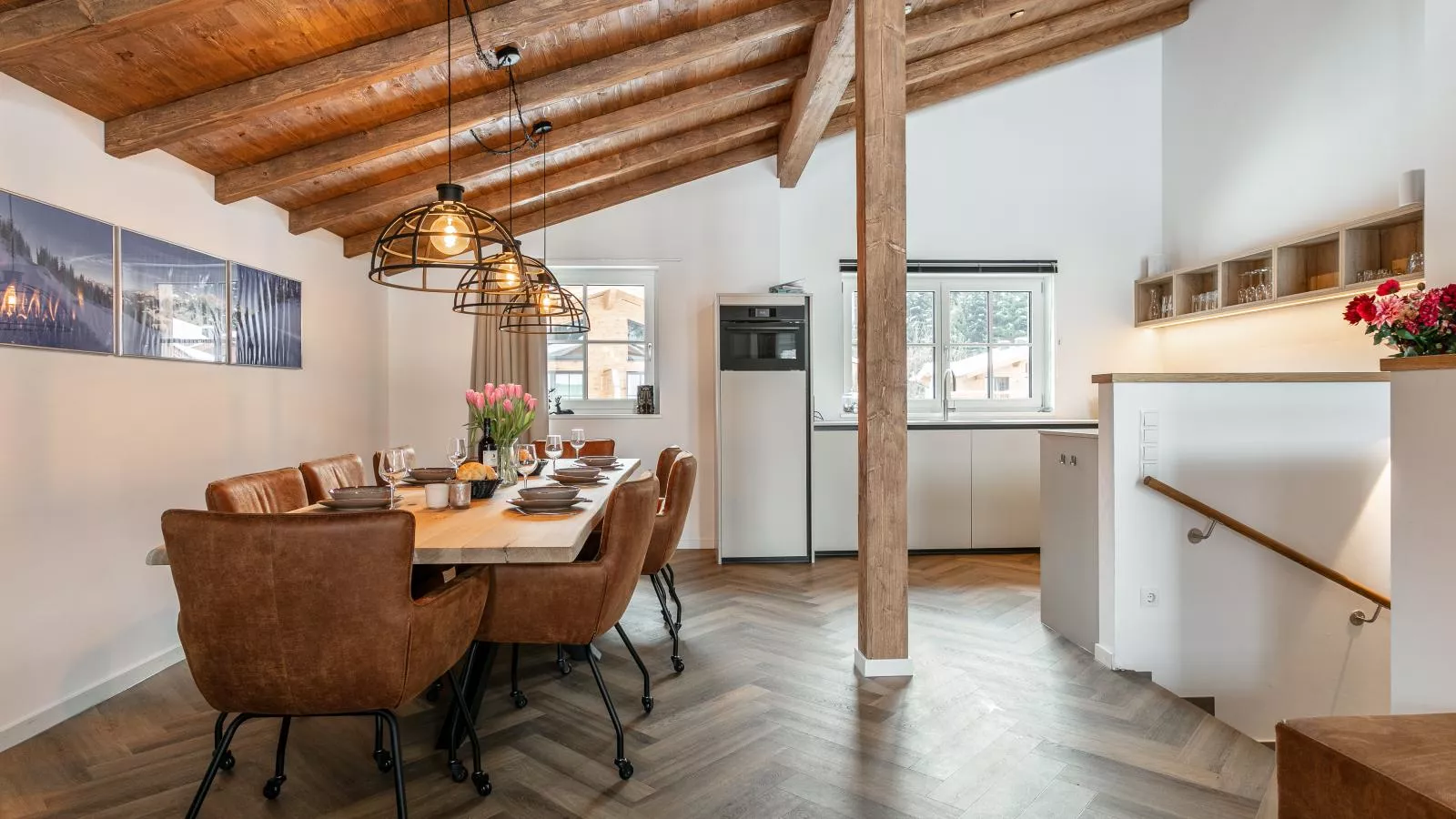 Tauernlodge Amadeiro Im Pongau-Dining room