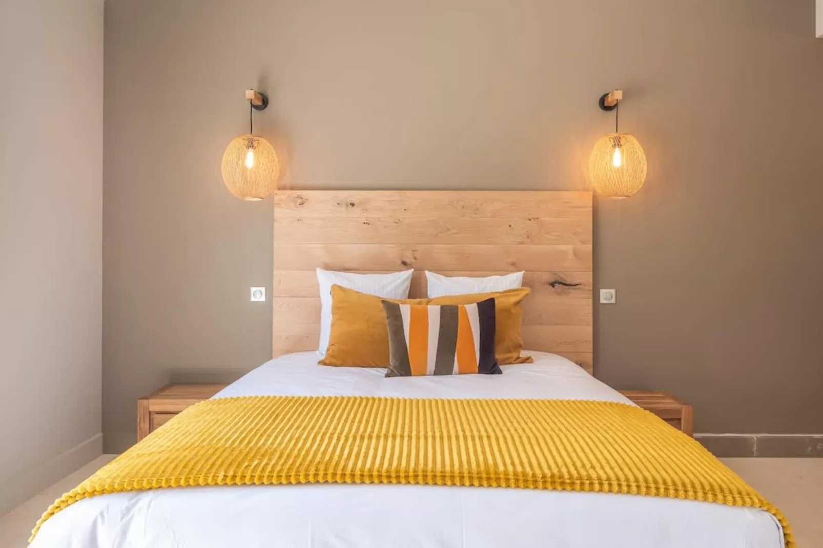 Villa Lou Pantaï  Élégance et Confort au Cœur de Saint-Rémy-de-Provence-Schlafzimmer