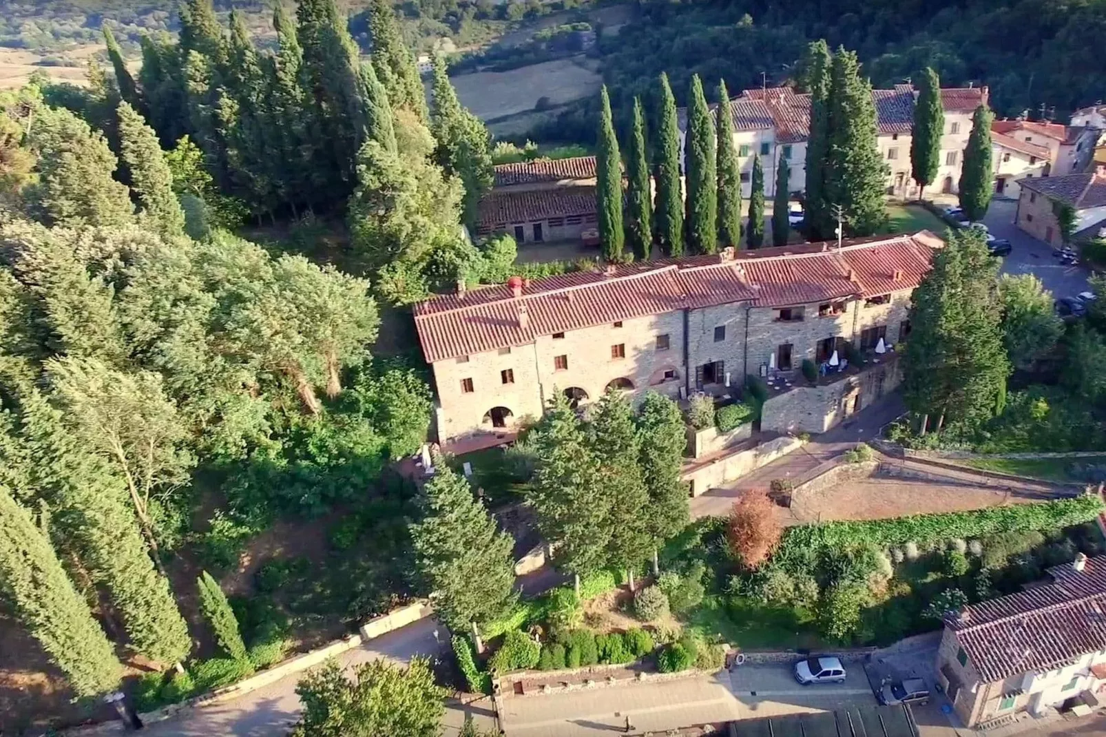 Gaville Cinque-Exterior summer