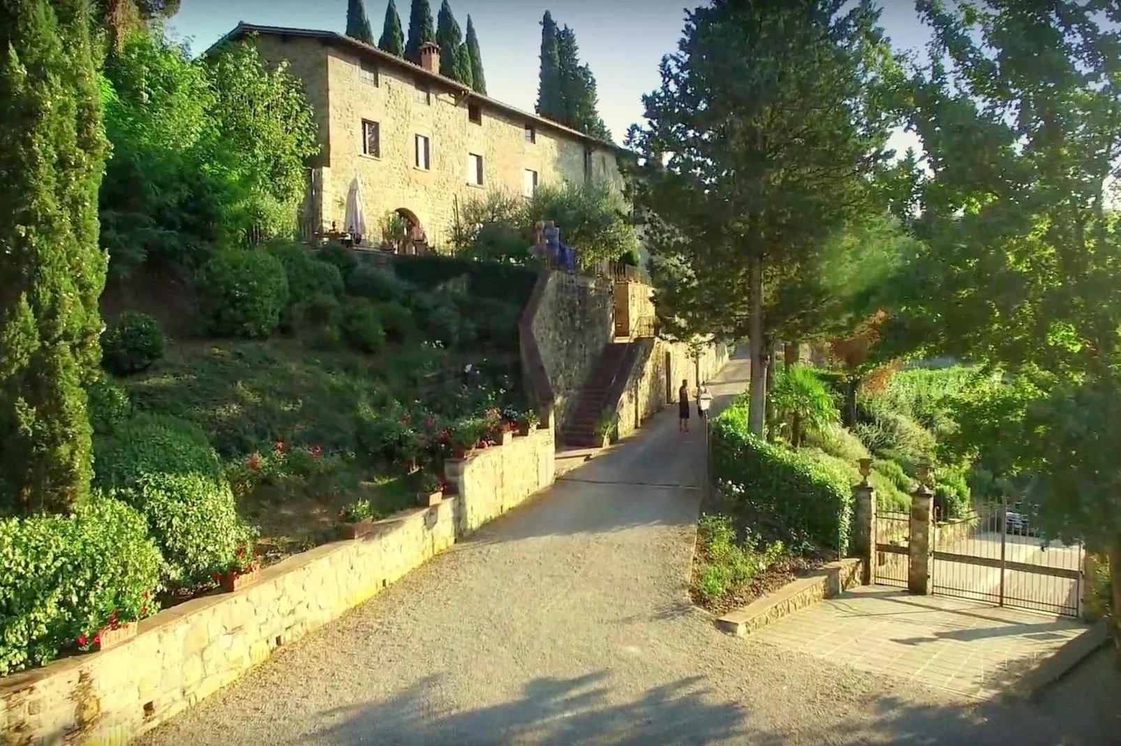 Gaville Cinque-Exterior summer