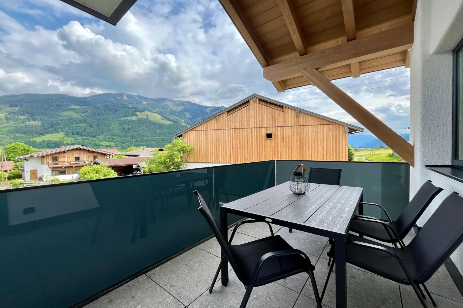 Appartement "Schnauz-Bartl"-Terrasse/Balkon