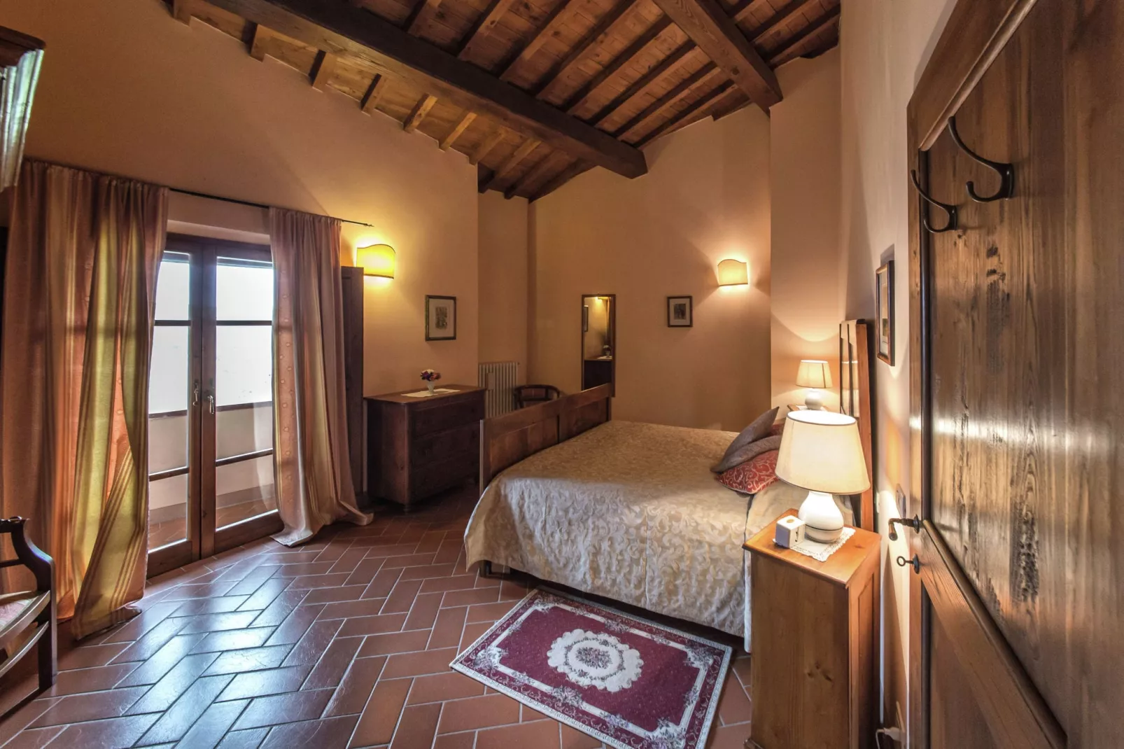 Gaville Cinque-Bedroom