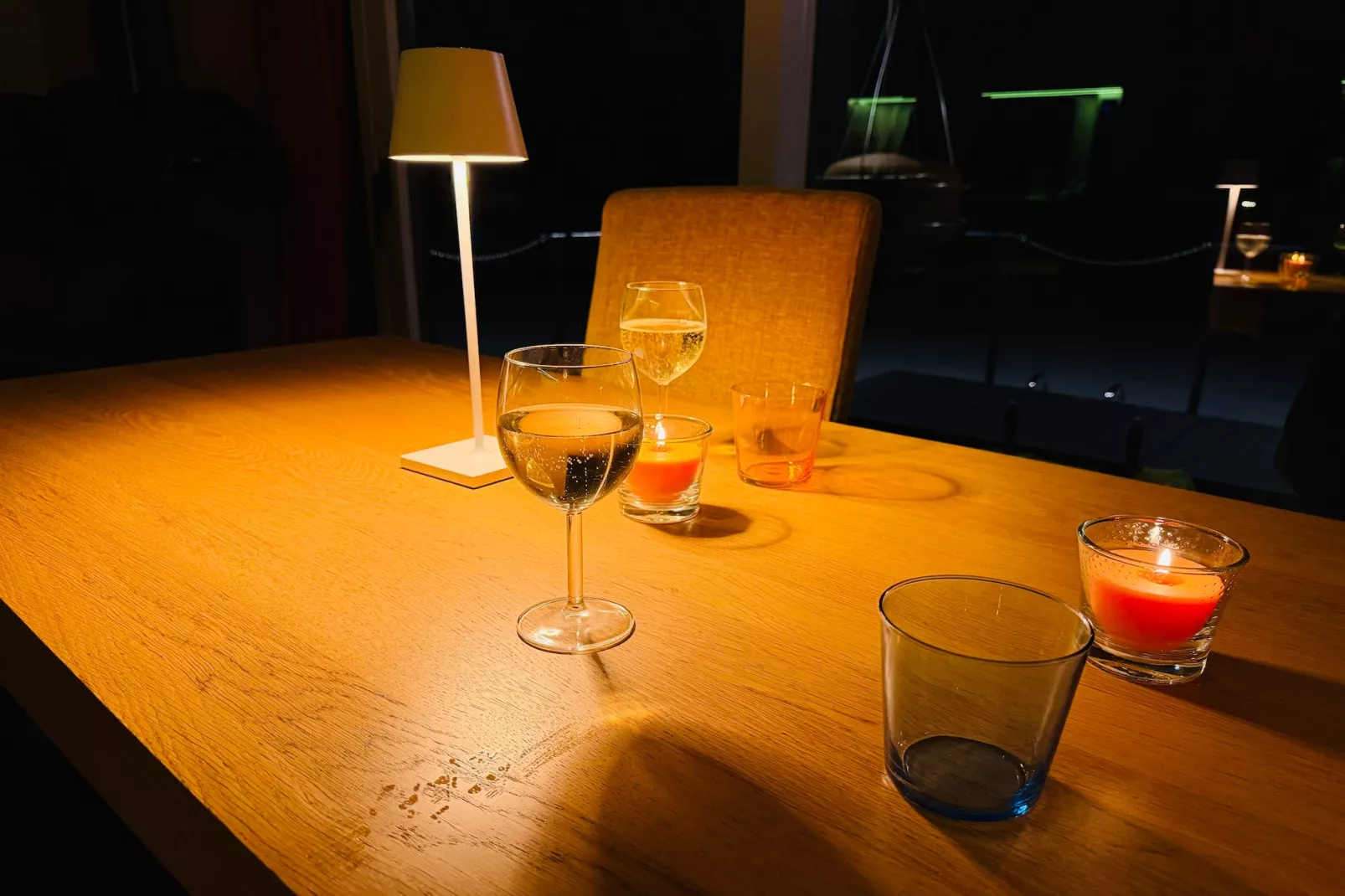 Hausboot Tegel-Esszimmer