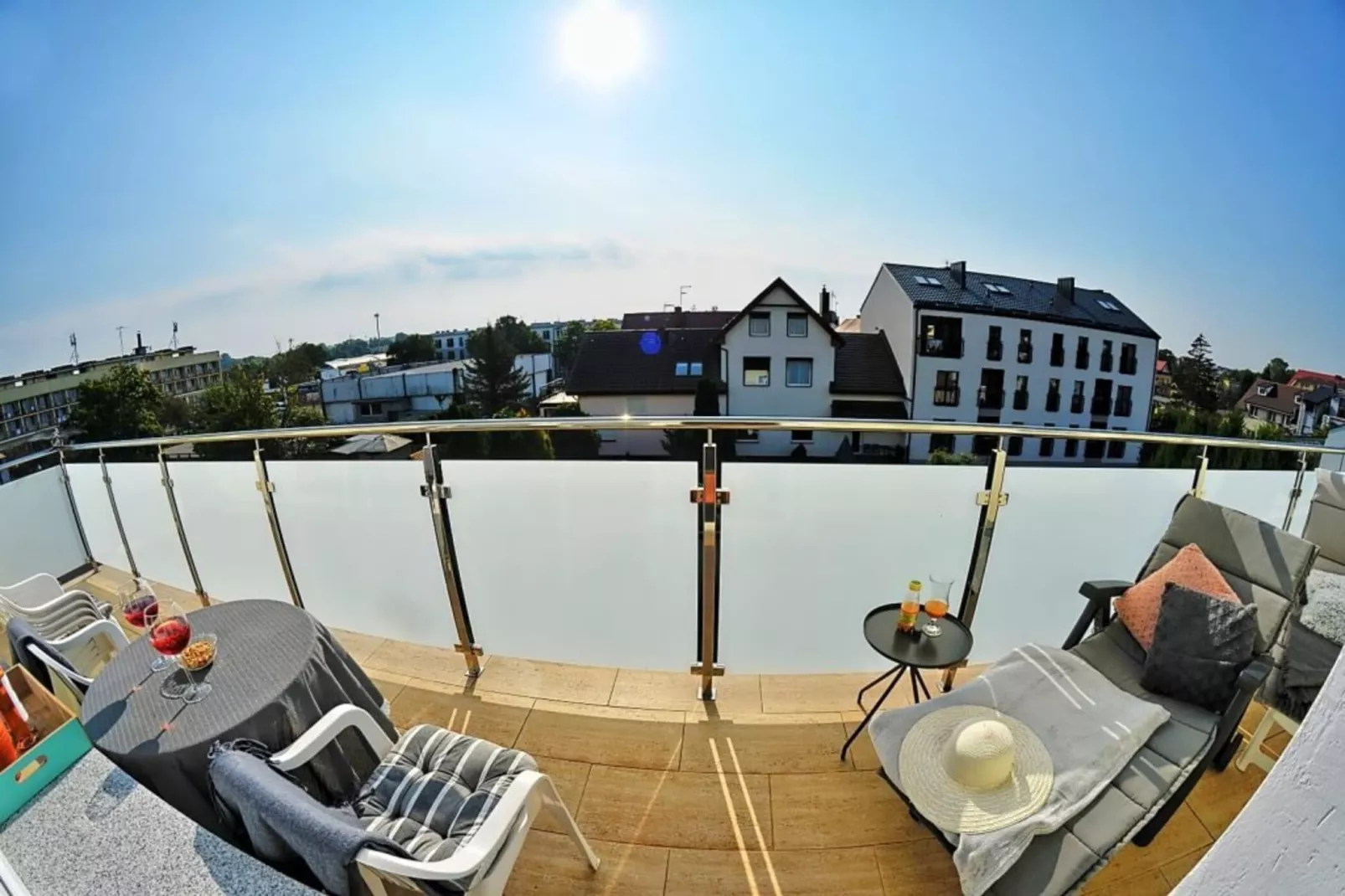 Apartament nr 6 65 qmUstronie Morskie-Terrace balcony