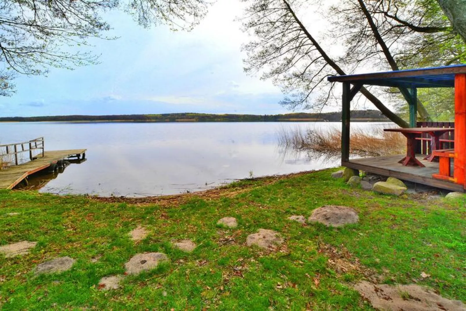 Żółty Dom Grąbczyn-Water view