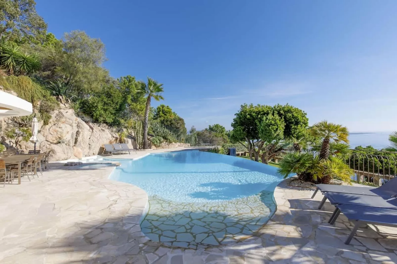 Magnifique villa avec vue sur mer et belle piscine-Piscine
