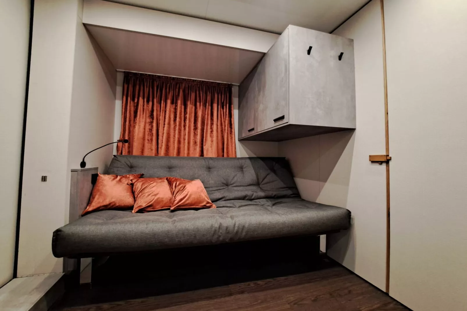 Hausboot Tegel-Schlafzimmer