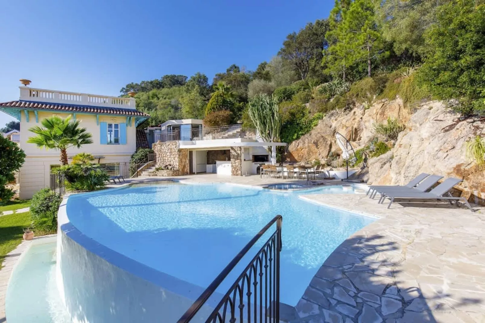 Magnifique villa avec vue sur mer et belle piscine-Piscine