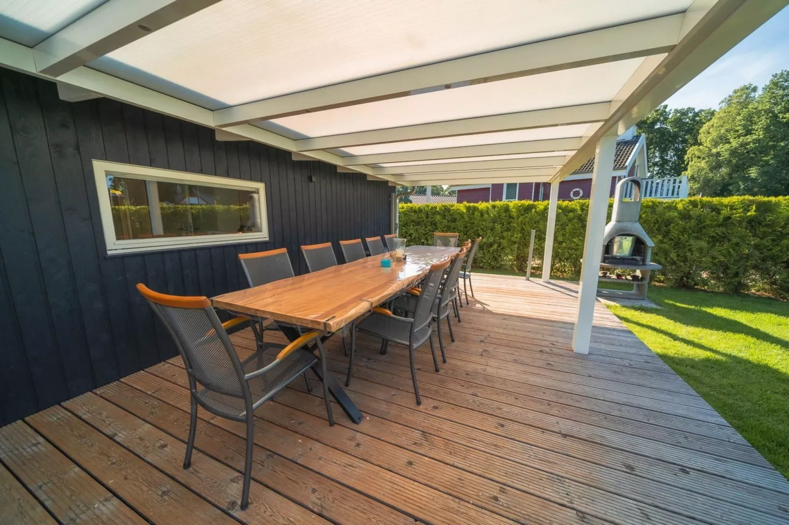 Poolhaus 140 qm-Dining room