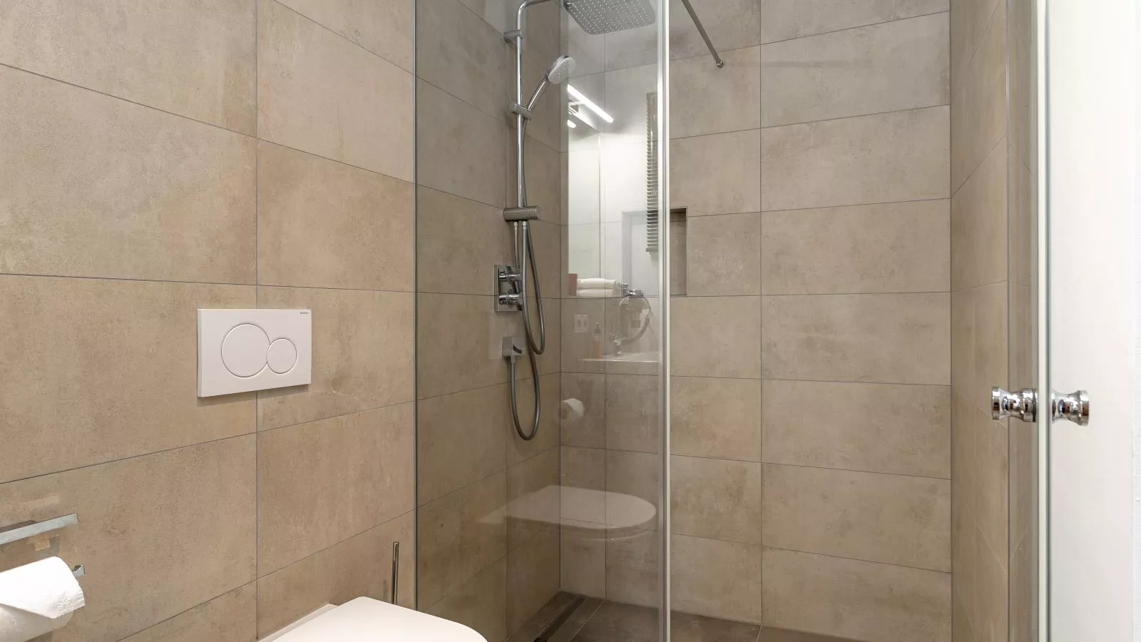 Tauernlodge Amadeiro Im Pongau-Bathroom