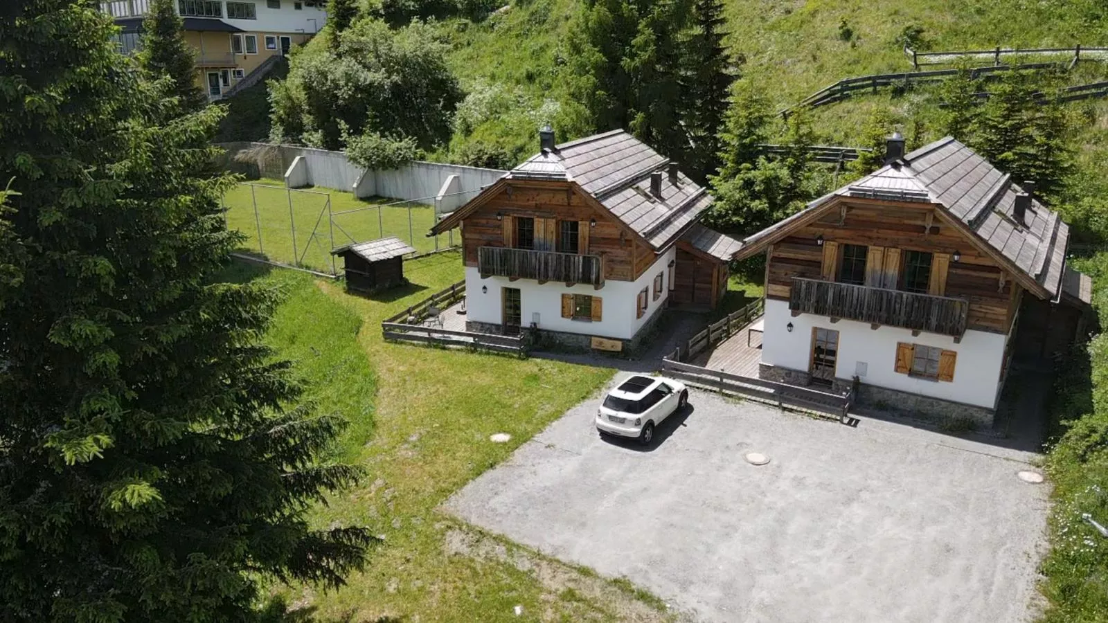 Chalet Cornelia-Außenbereich Sommer