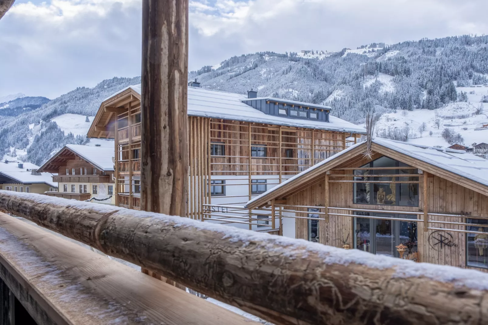 Hausa-View in winter