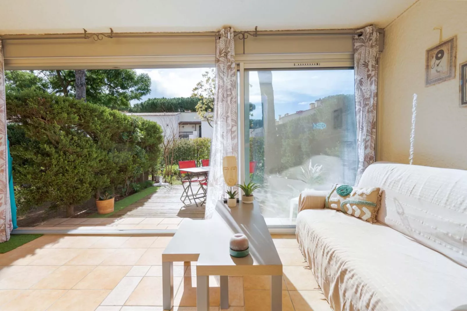 Eleuthera N°171 - 2P4-Im Freien