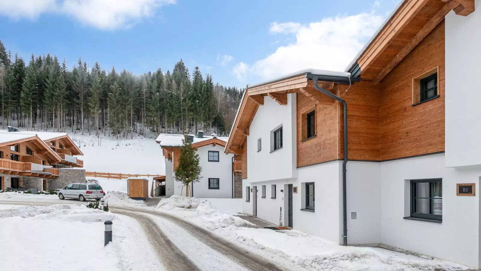 Tauernlodge Amadeiro Im Pongau-Exterior in winter