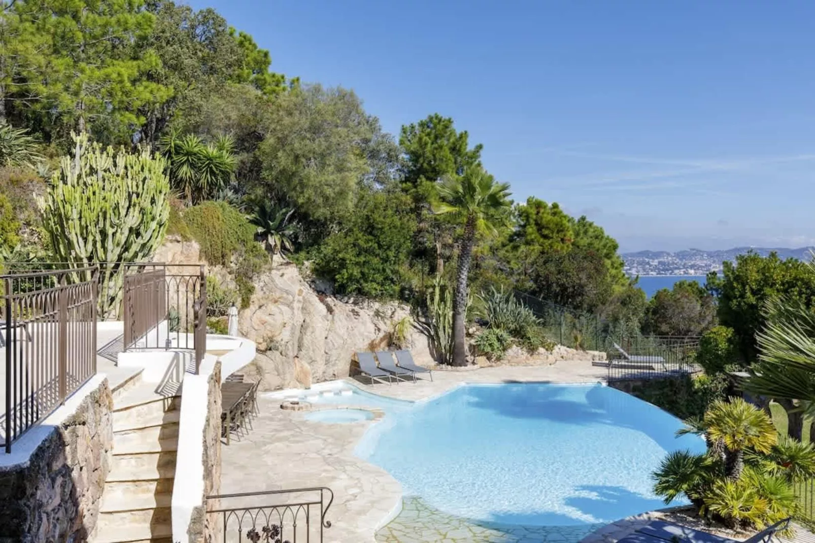 Magnifique villa avec vue sur mer et belle piscine-Piscine