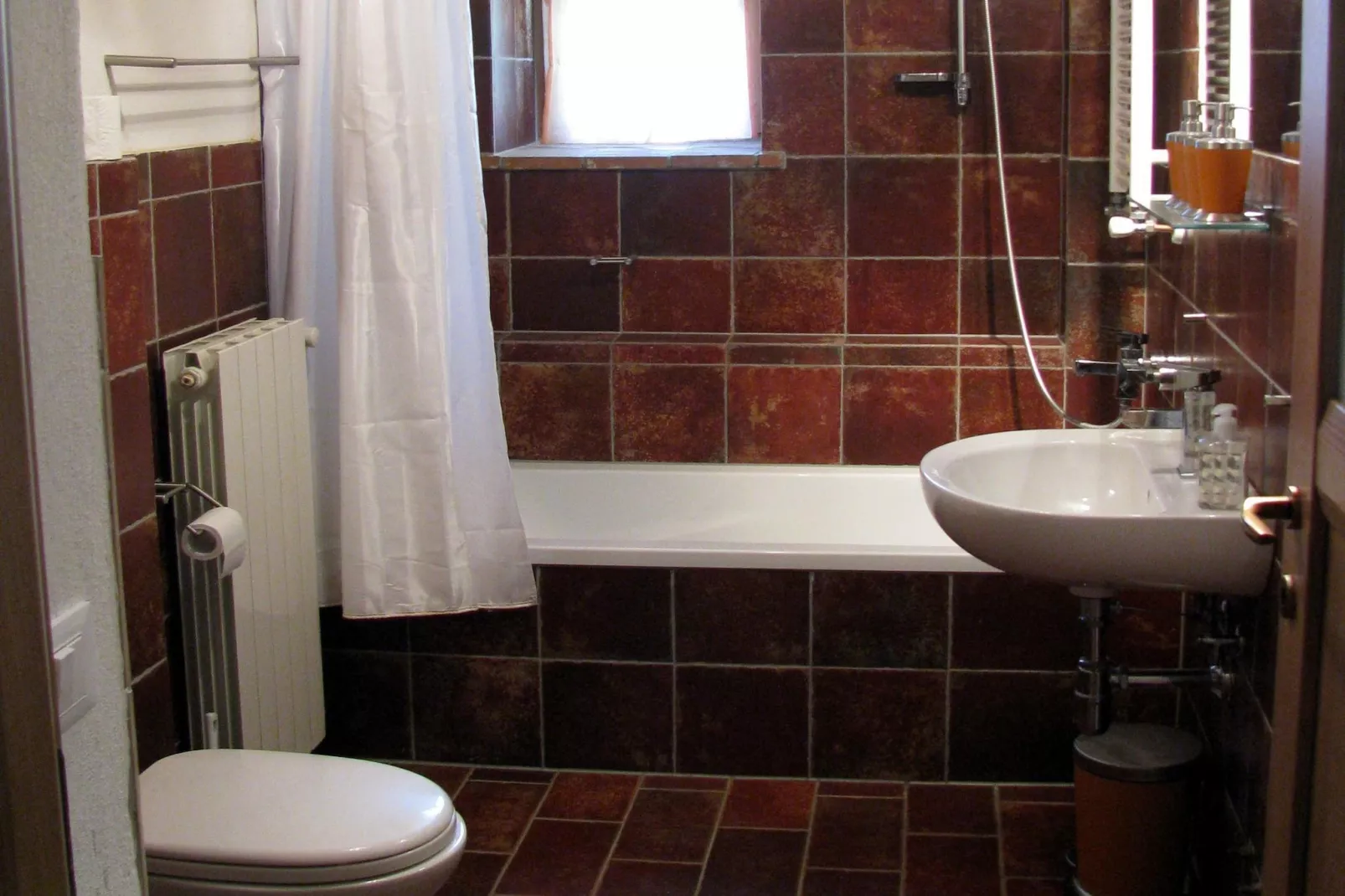 Barolo-Salle de bain