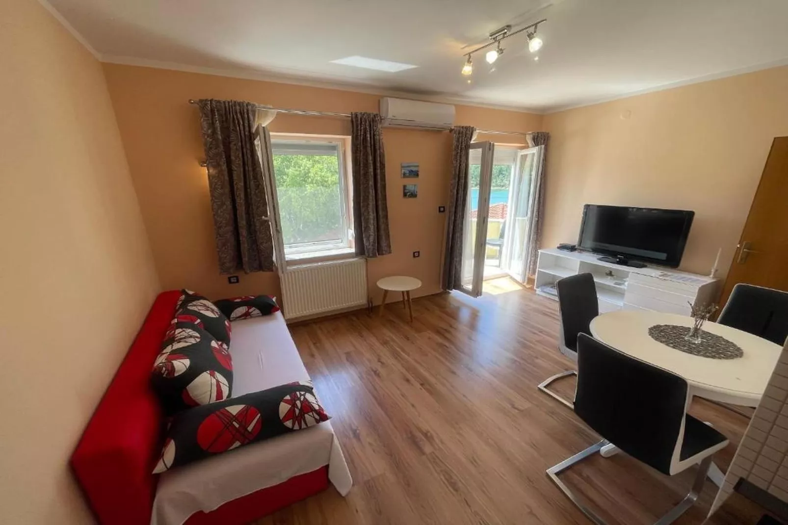 One-Bedroom Apartment - 2