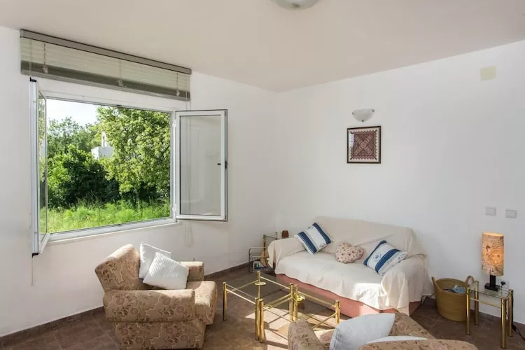 Apartments Villa Maslina - One-Bedroom Apartment with Terrace and Garden View