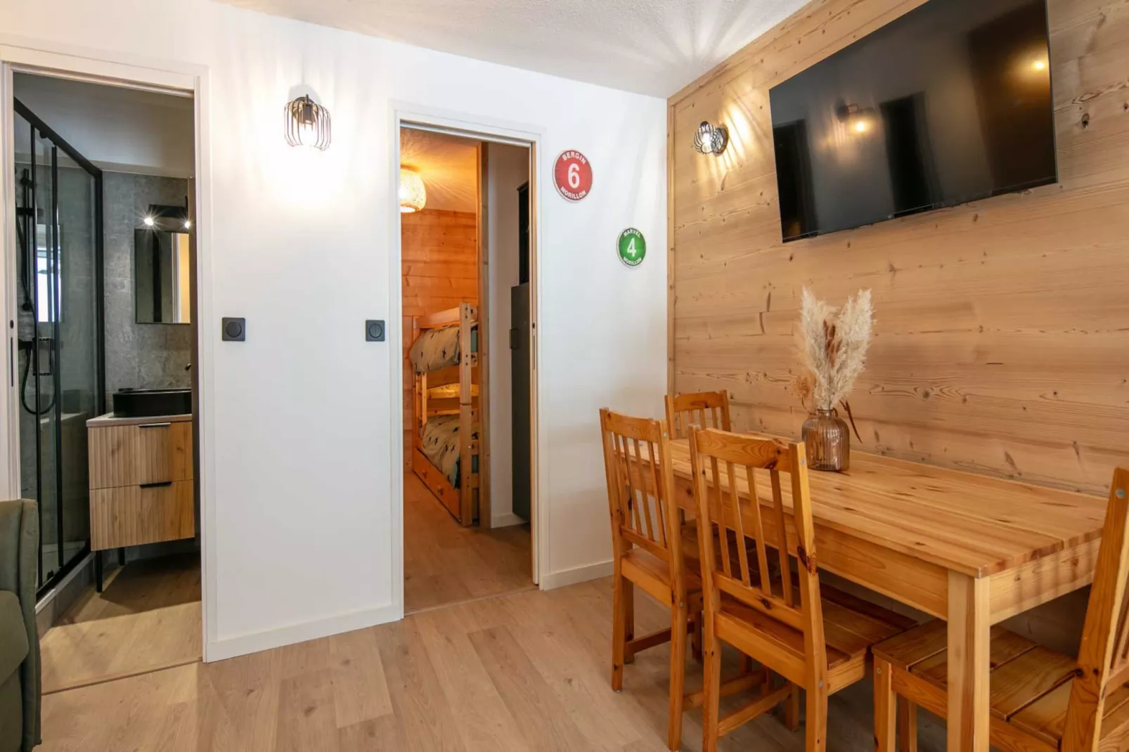 Grand Tetras N°111 - 2P6