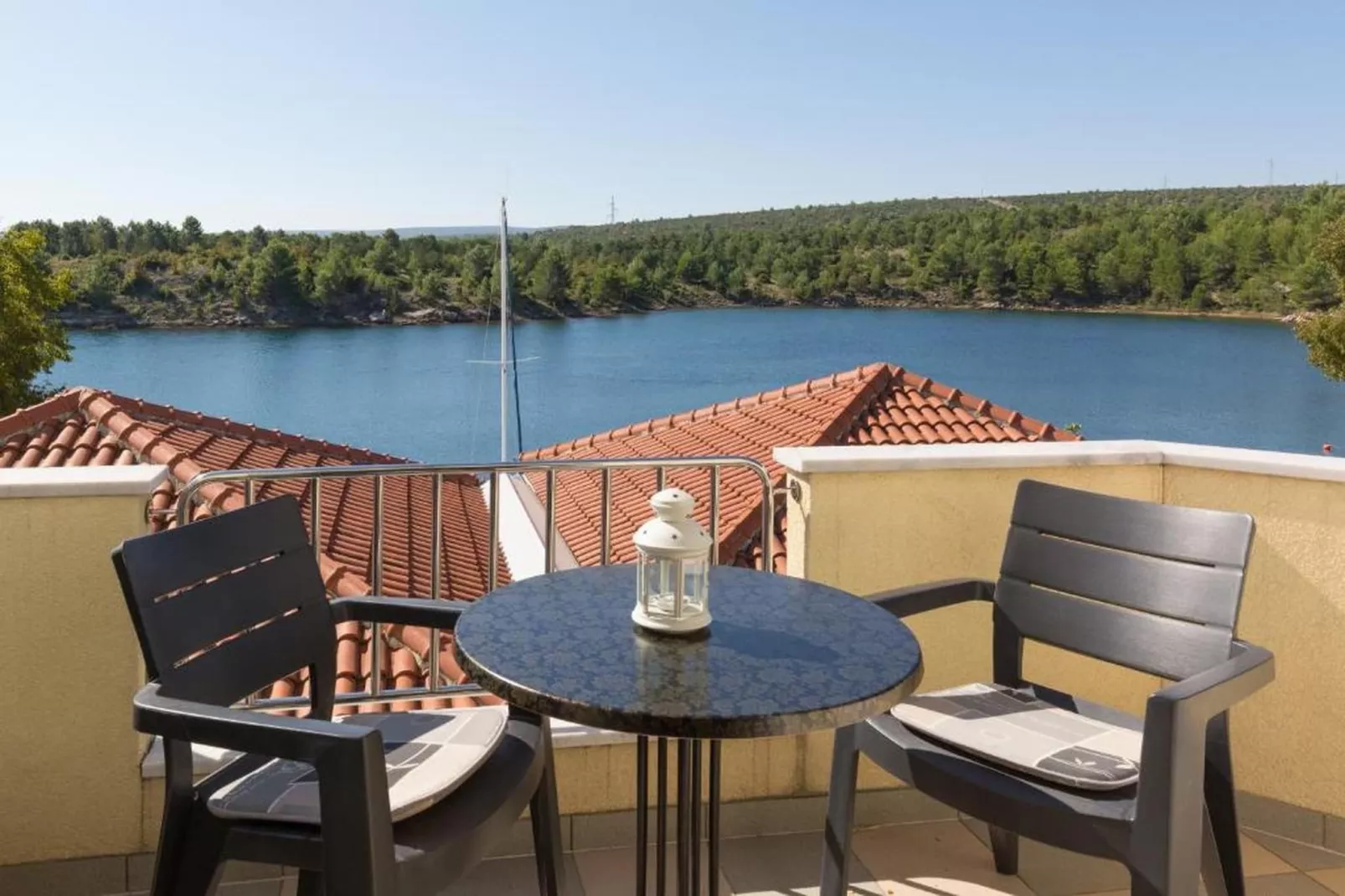 Apartment-Terrasse/Balkon