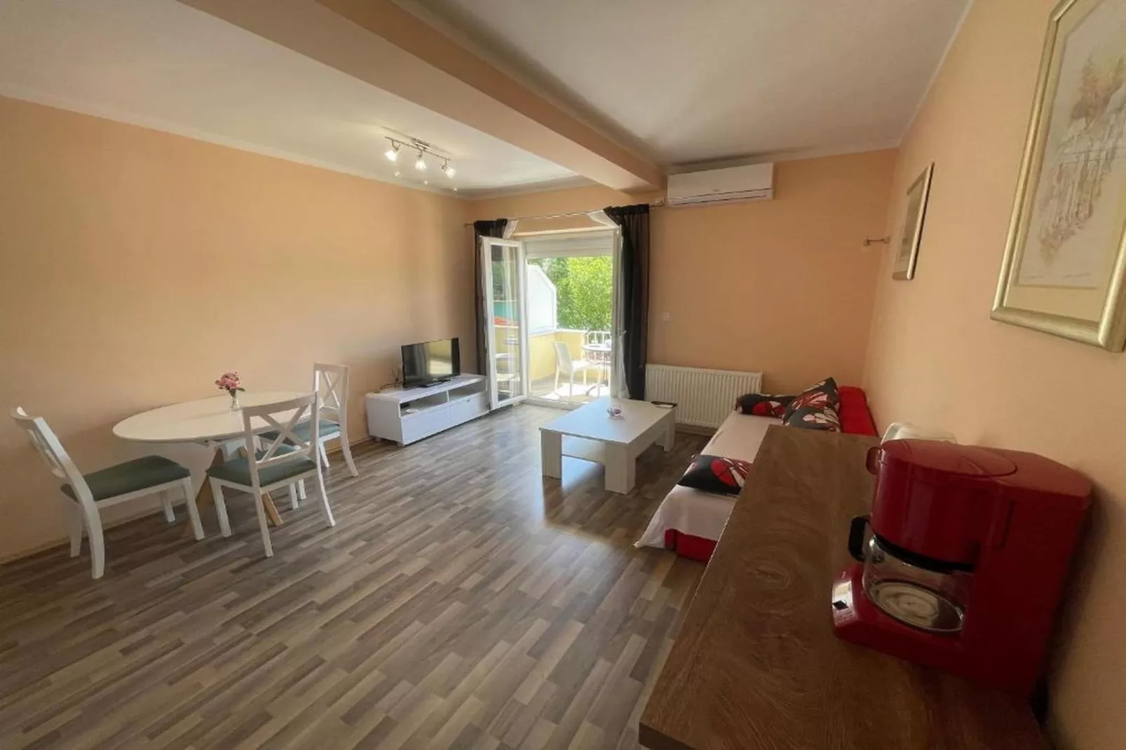 One-Bedroom Apartment - 1-Living room