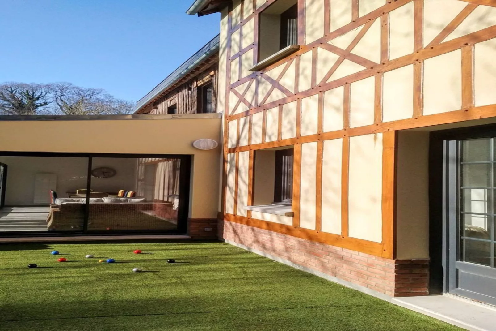 Semi-detached house Rieux - 8 pers - Exterior in summer