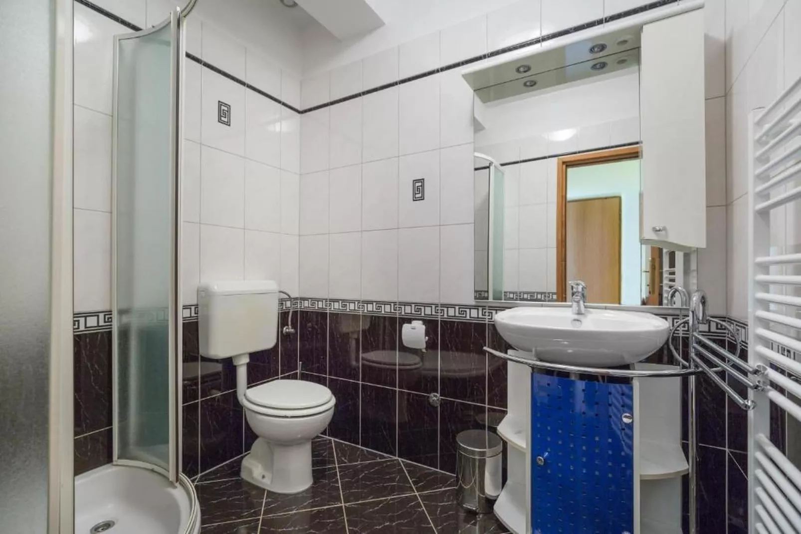 One-Bedroom Apartment 4-Badezimmer