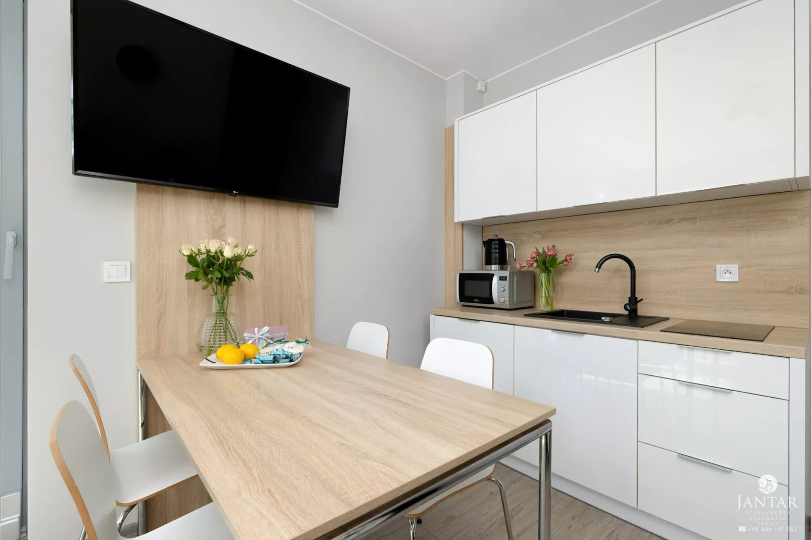 Apartament Grunwaldzka 12b/22 Pobierowo-Dining room