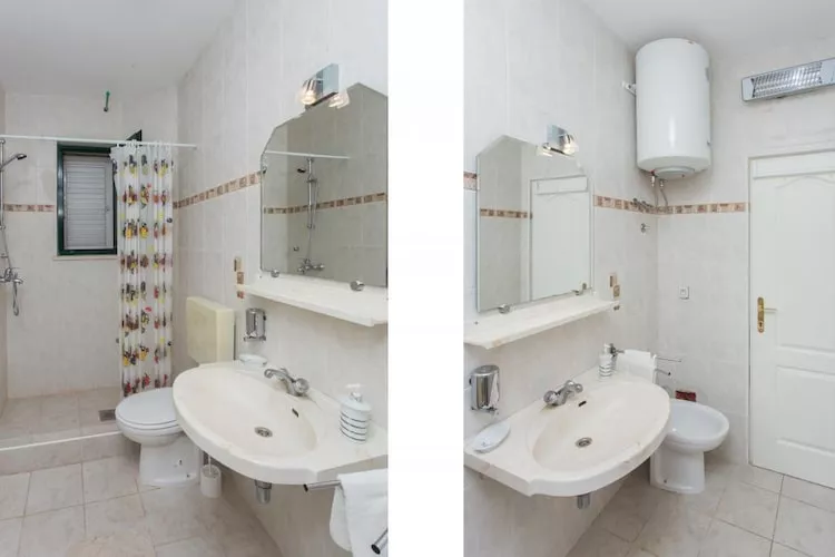 Apartments Villa Maslina - One-Bedroom Apartment with Terrace and Garden View-Bathroom