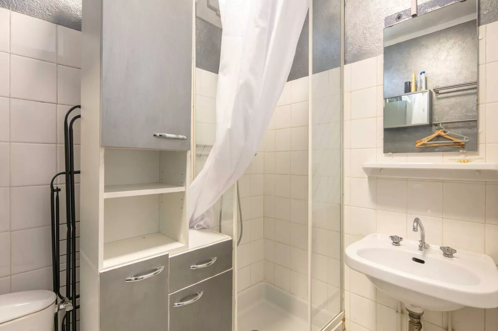 Arselle N°401 - 2P6-Badezimmer