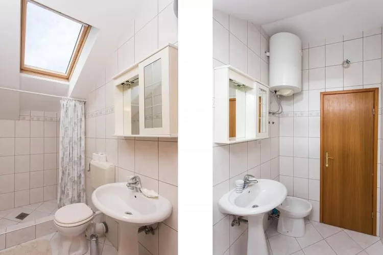 Apartments Villa Maslina - One-Bedroom Apartment with Terrace and Garden View-Bathroom