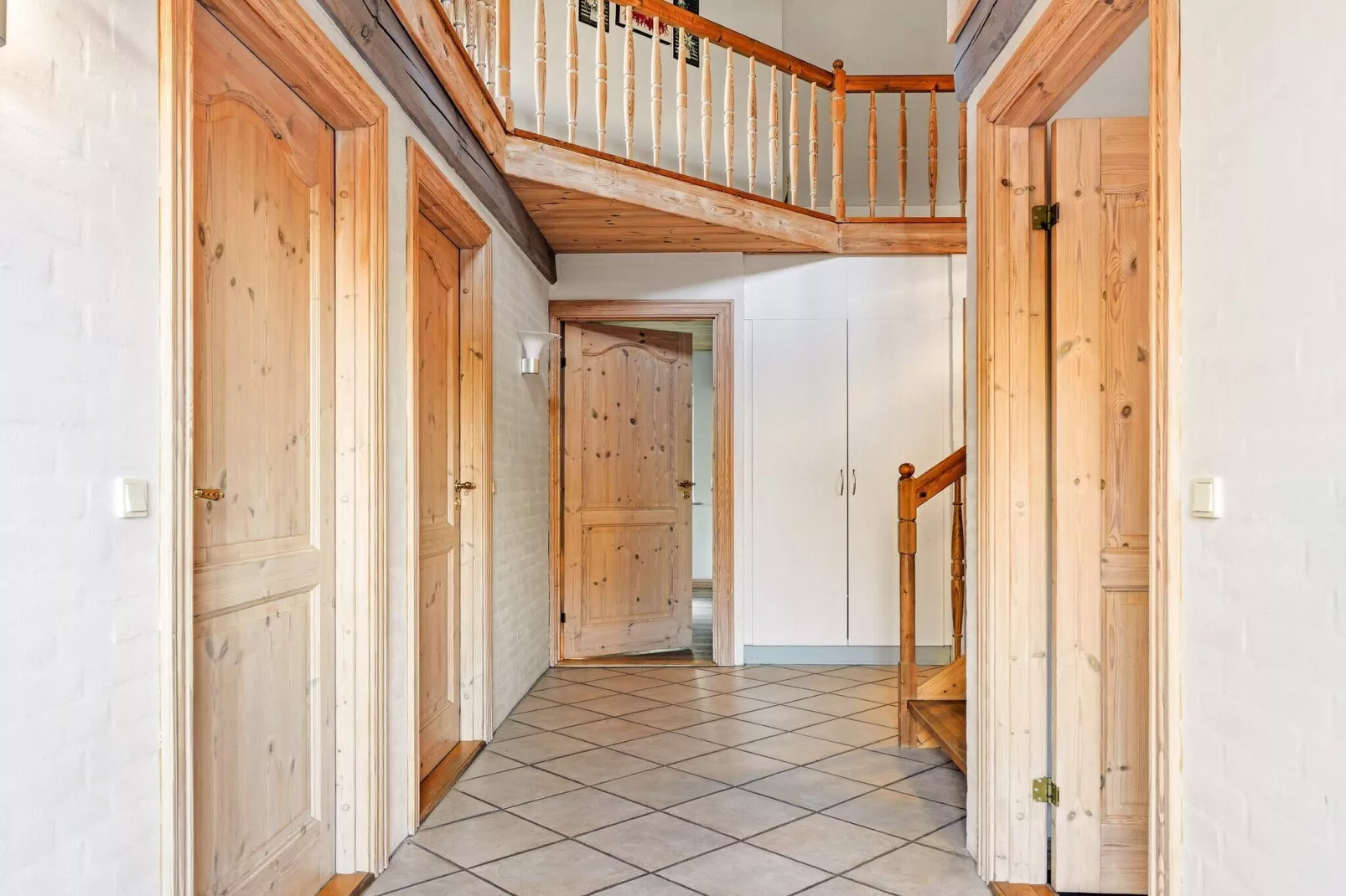 Luxury Retreat with Hot Tub - By Traum Ferienwohnungen-Indoor