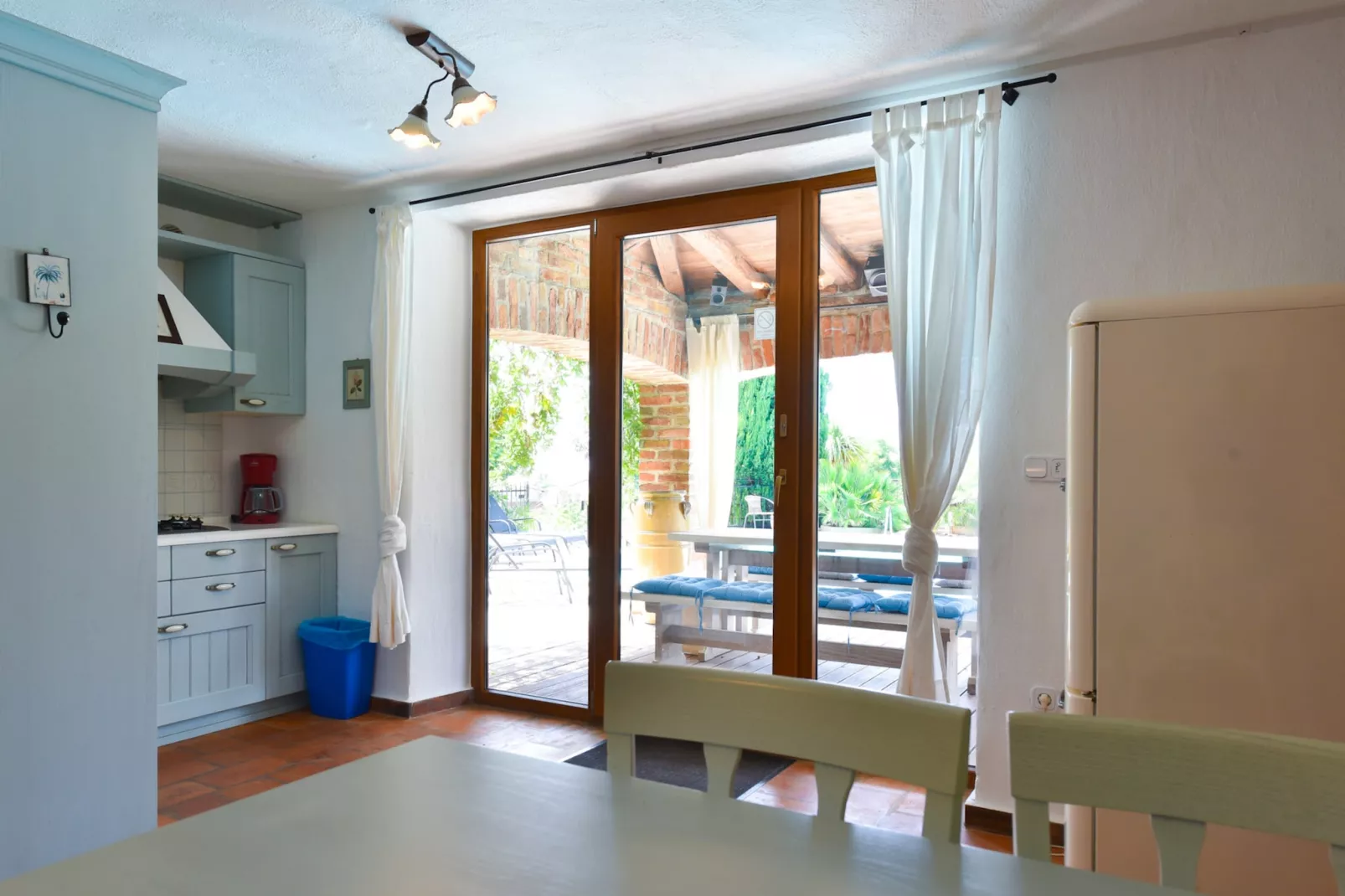 Villa Gloria-Esszimmer