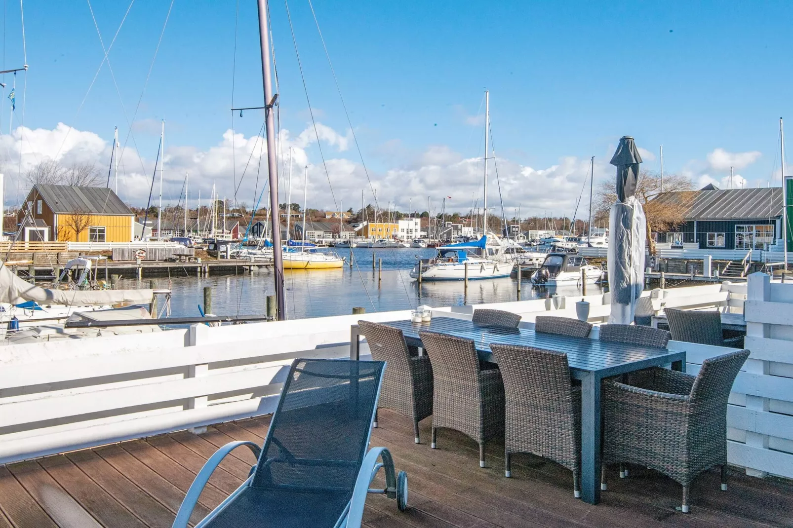 3 room,2 levels-Wasserblick