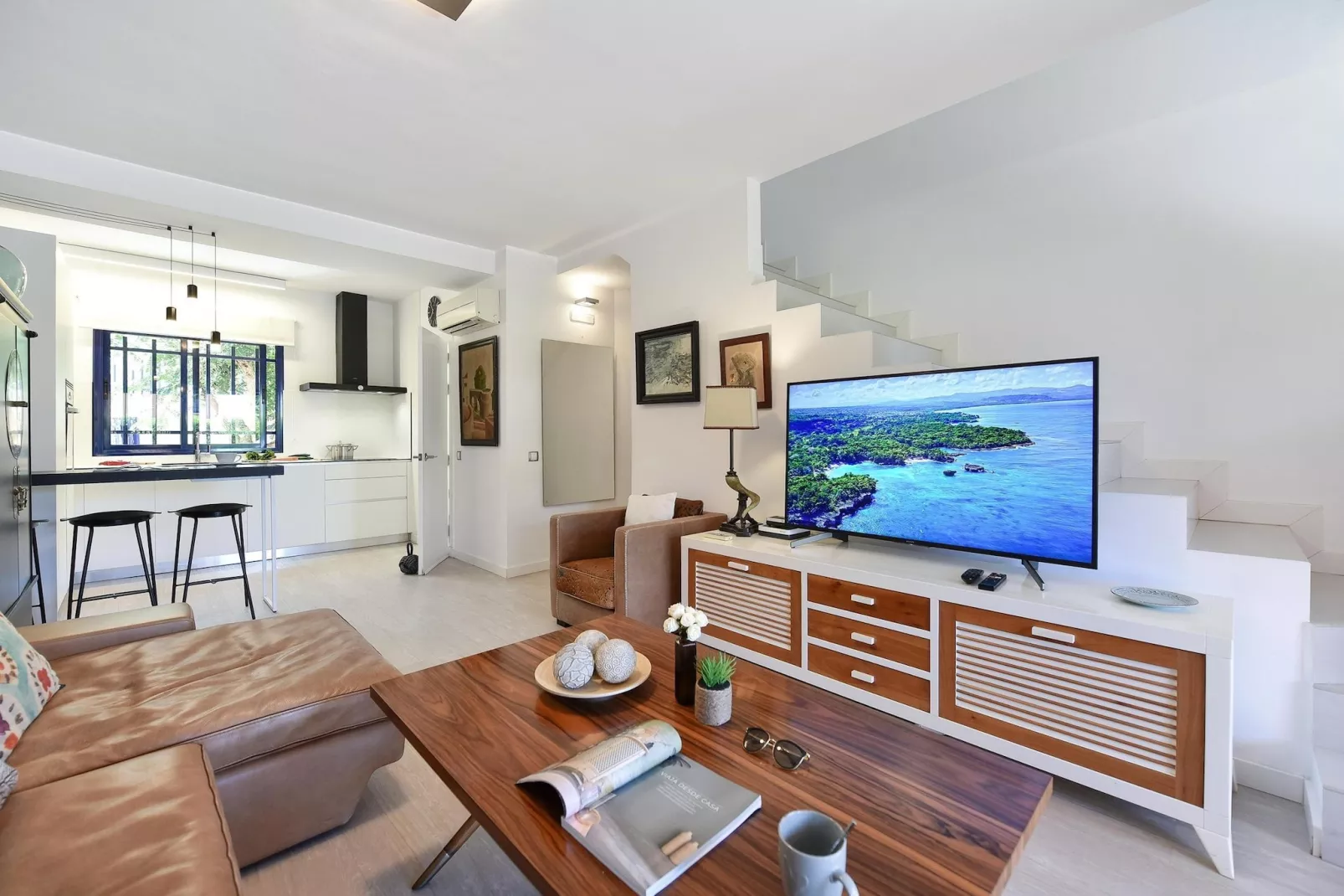 MELONERAS BAHIA 153										-Living room