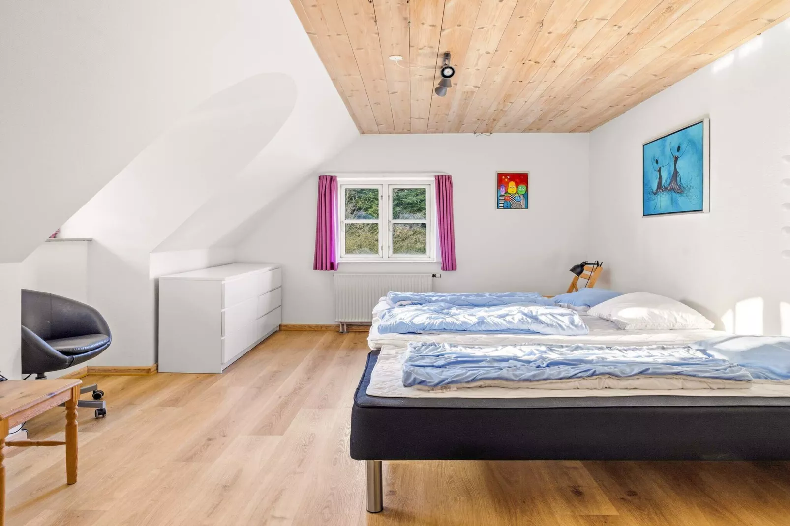 Luxury Retreat with Hot Tub - By Traum Ferienwohnungen-Indoor