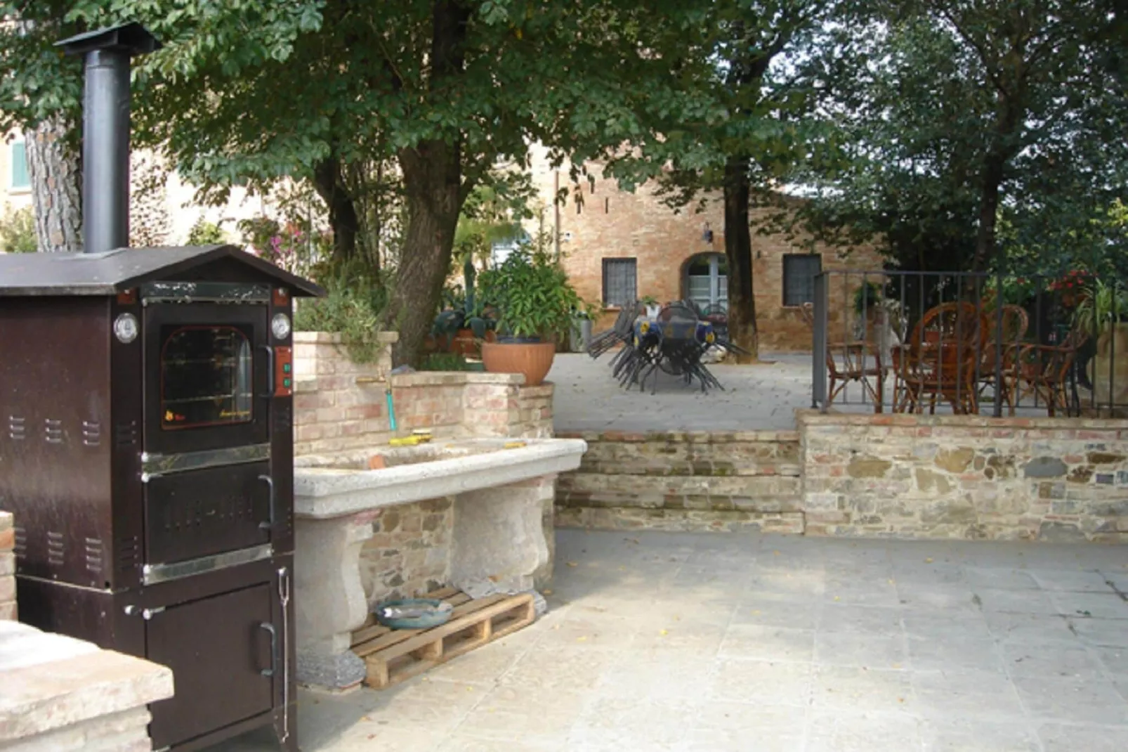 Castel del Gallo-Installations